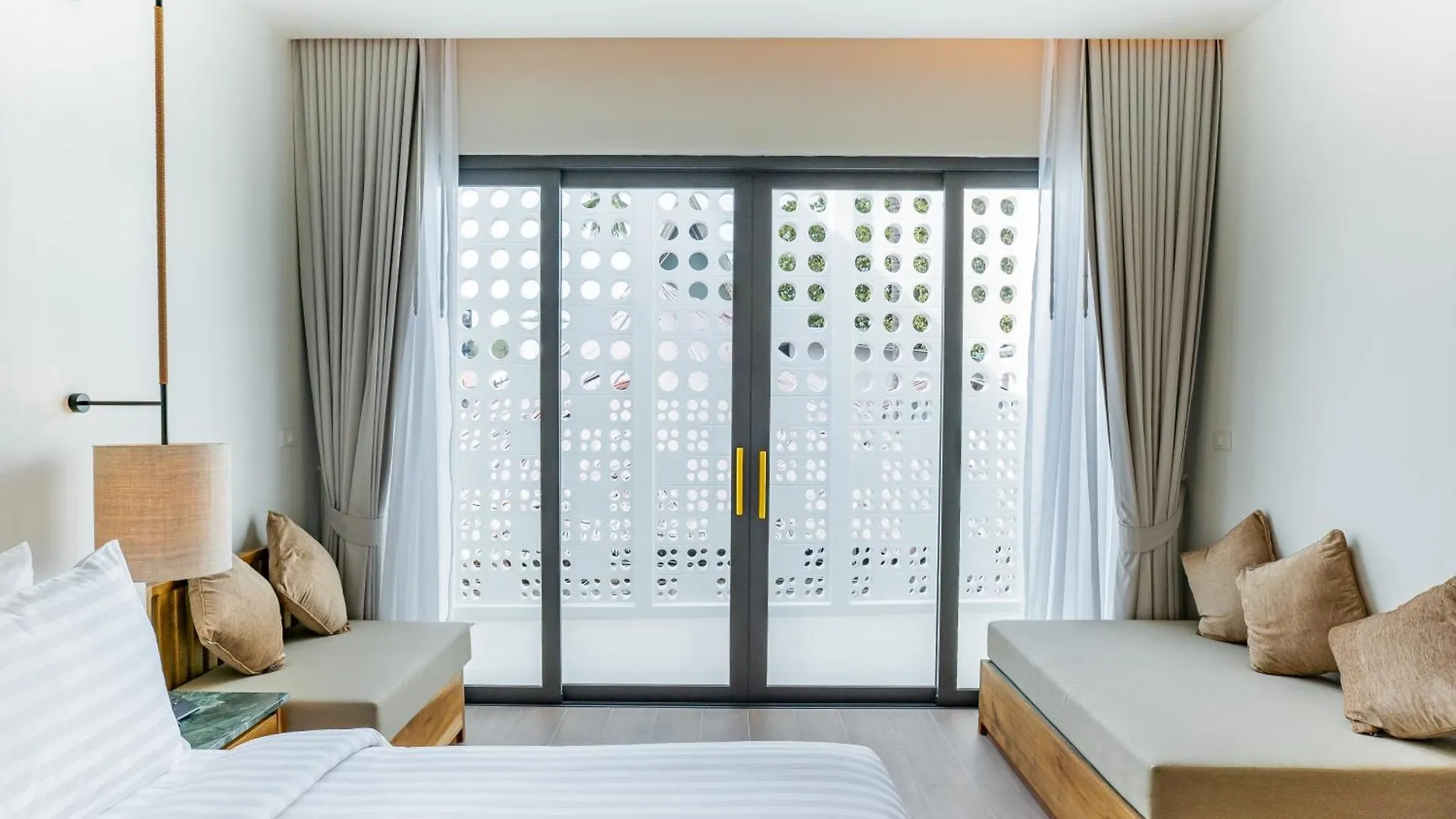Phi Phi At Pier Hotel