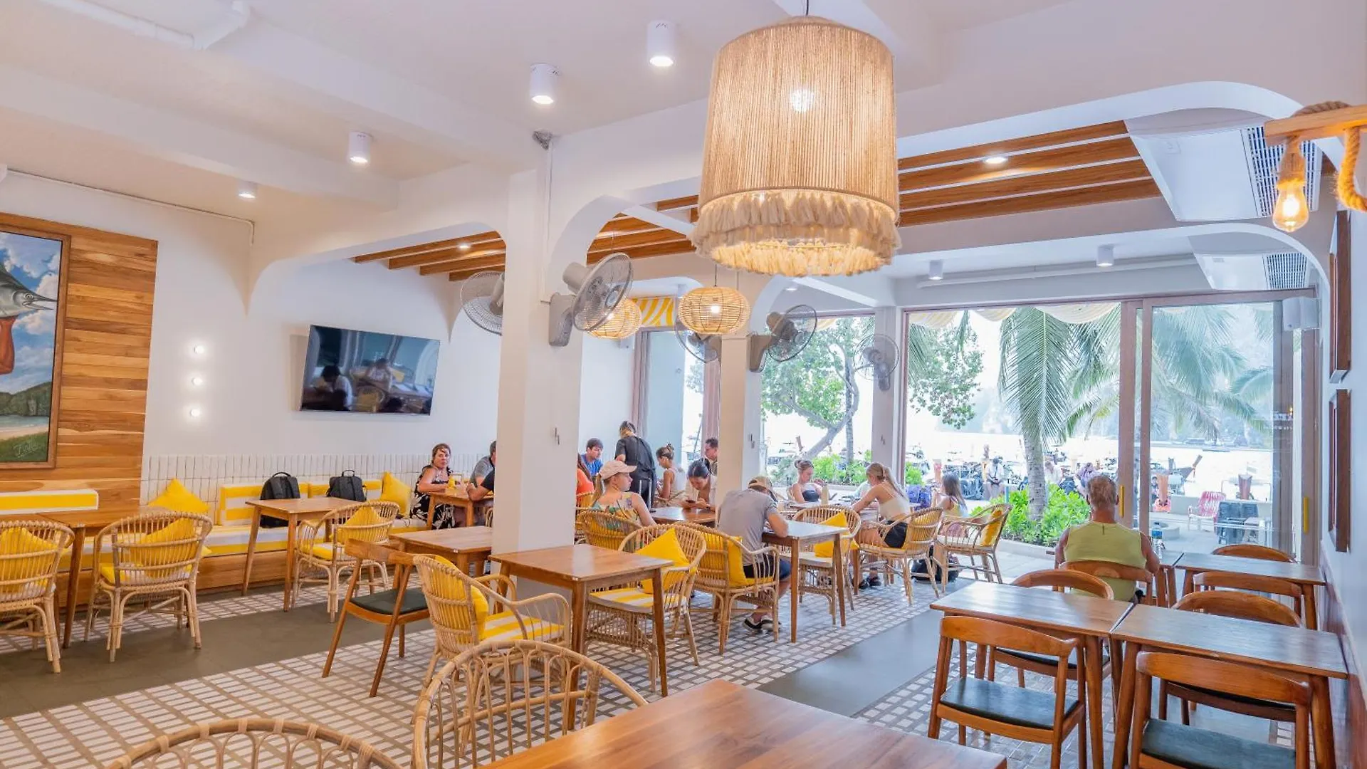 Phi Phi At Pier Hotel