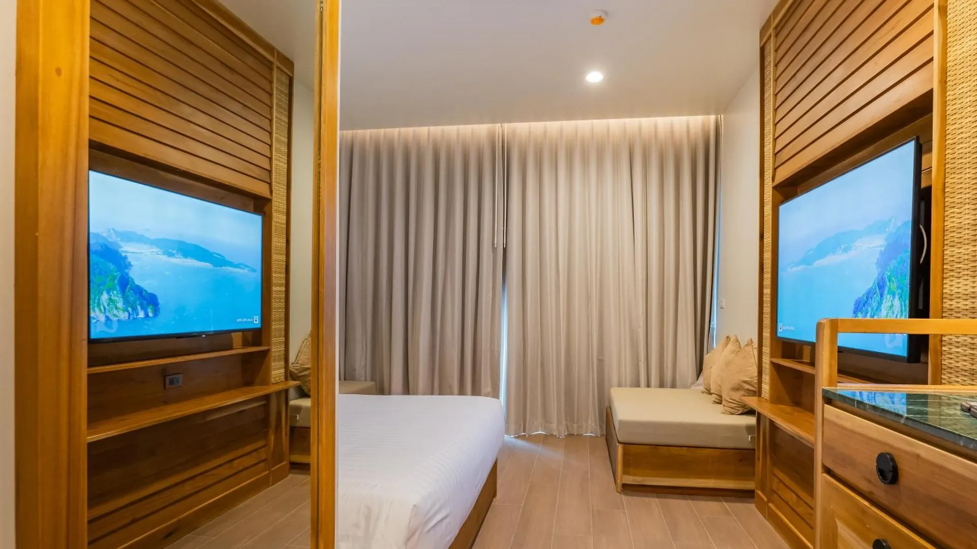 Phi Phi At Pier Hotel Thailand