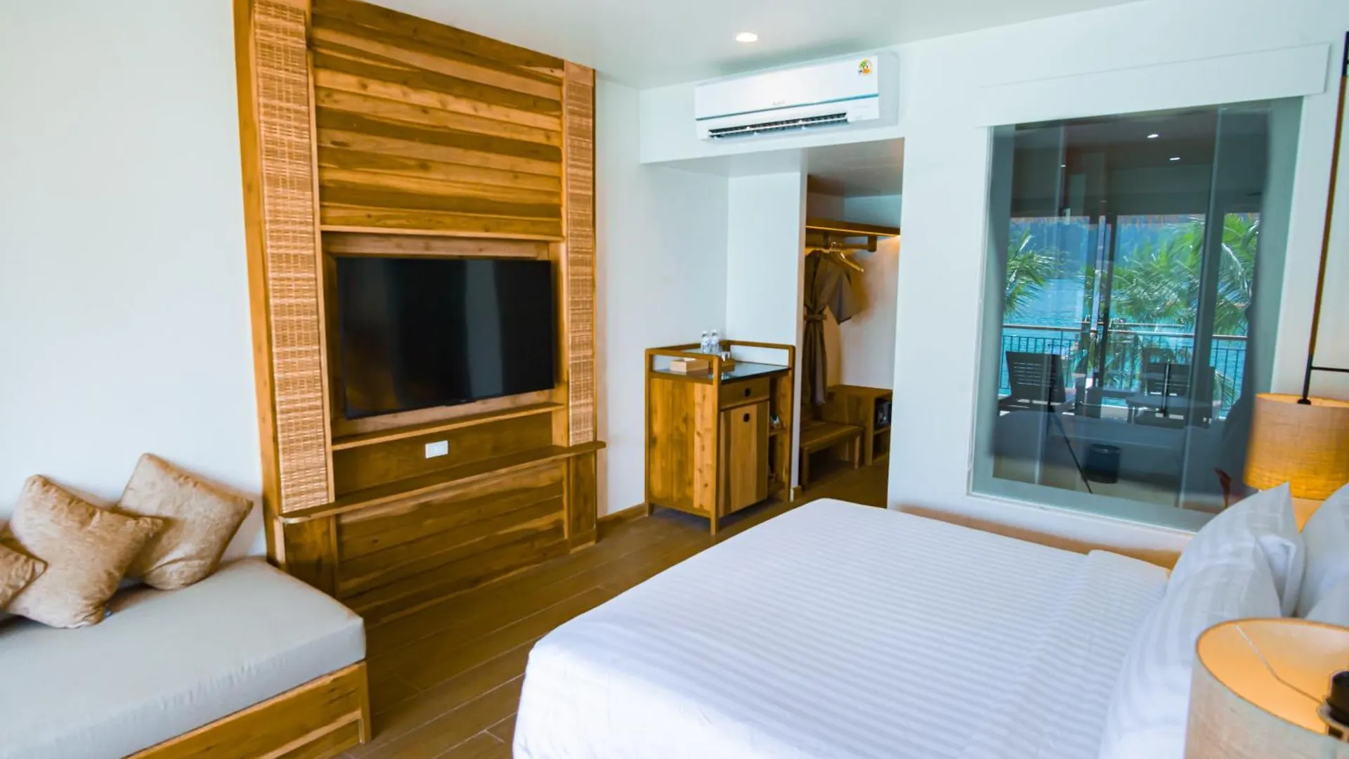 Phi Phi At Pier Hotel  Phi Phi Don