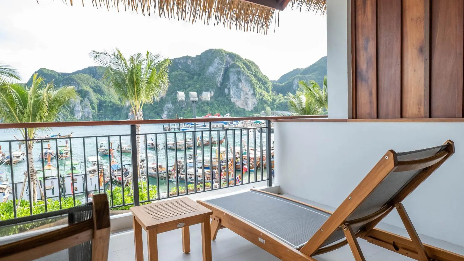 Phi Phi At Pier Hotel