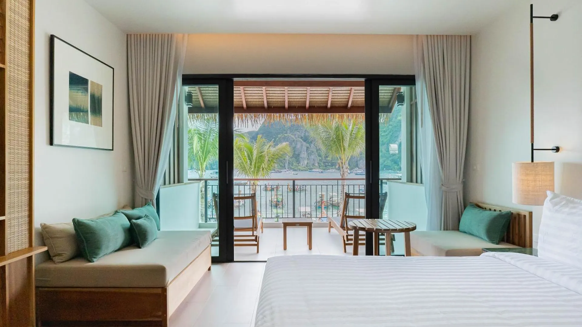 Phi Phi At Pier Hotel