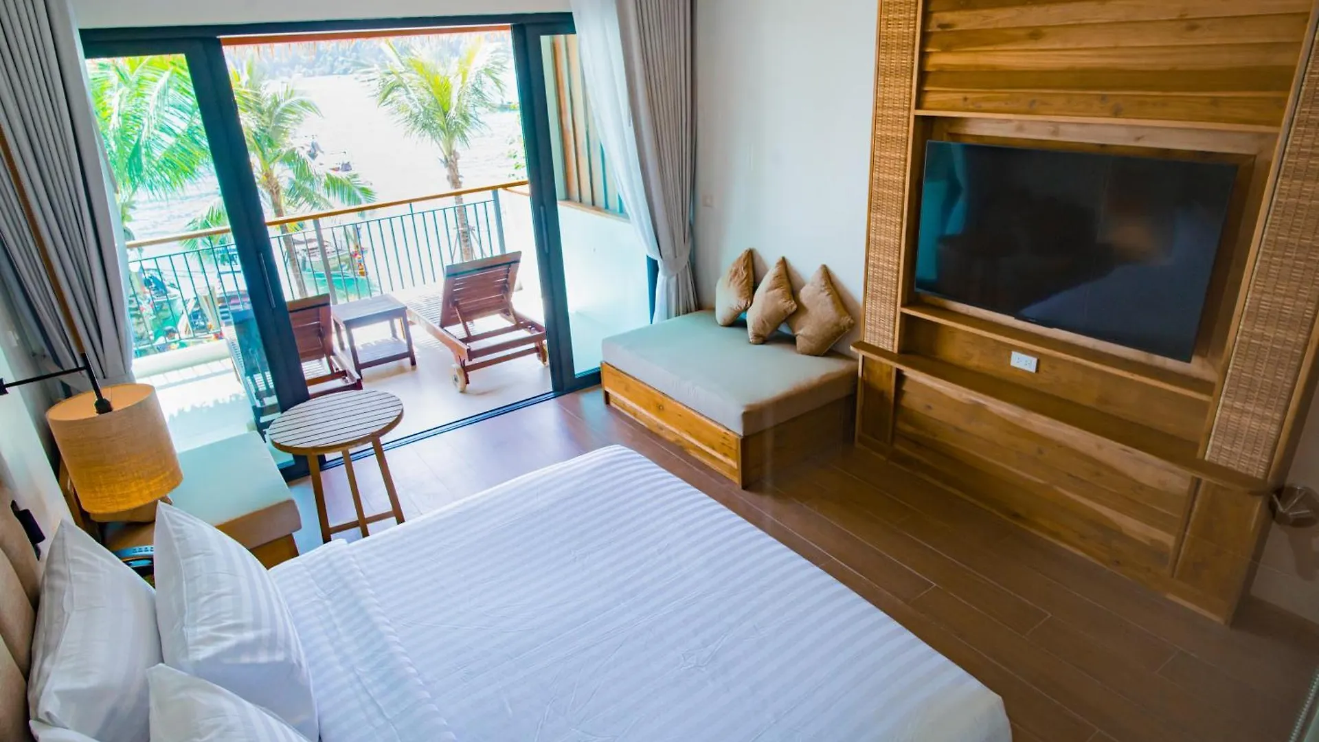 Phi Phi At Pier Hotel Thaiföld