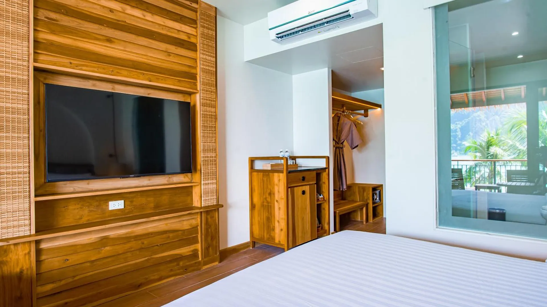 ****  Phi Phi At Pier Hotel Thailand