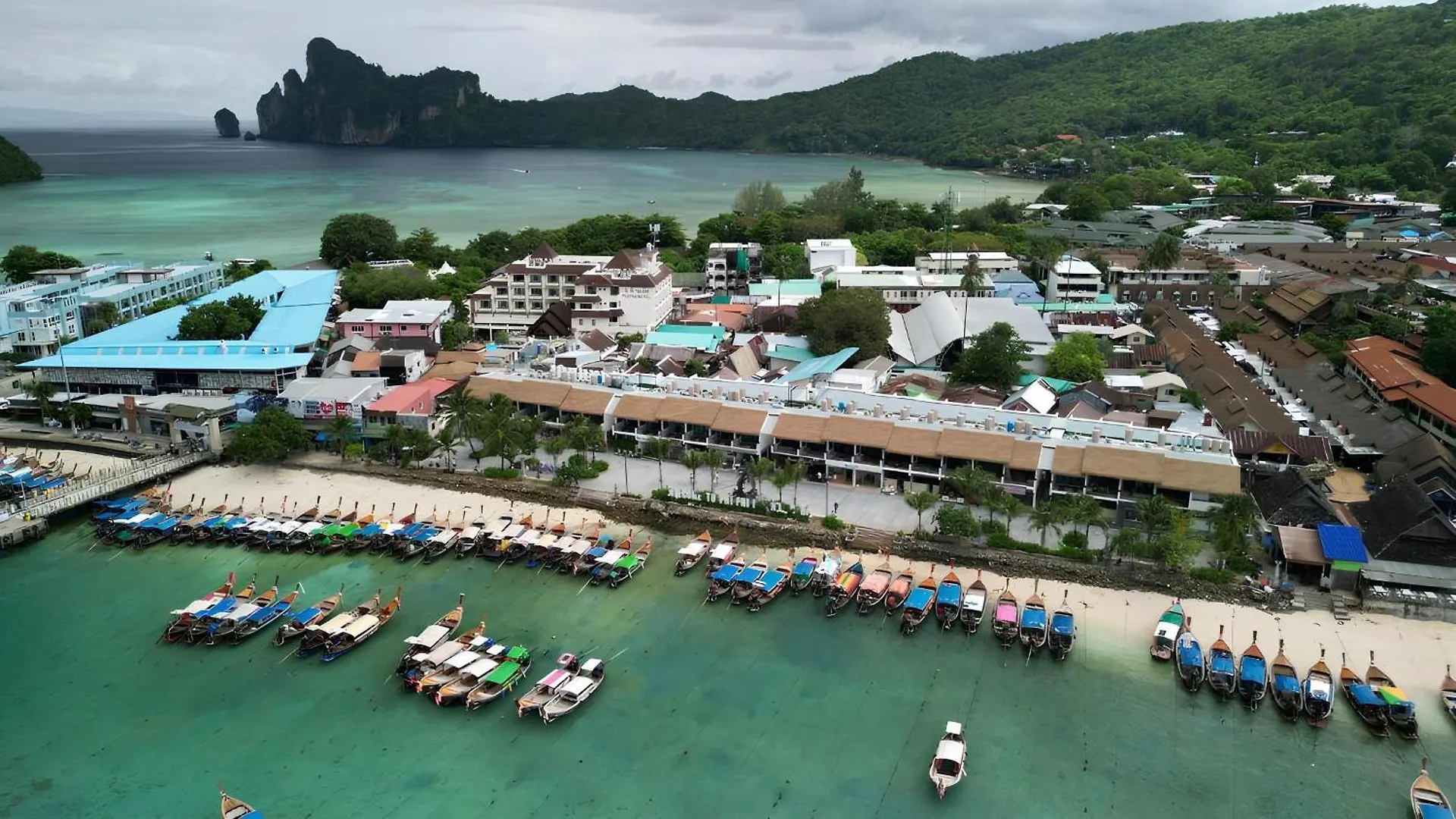 Phi Phi At Pier Hotel