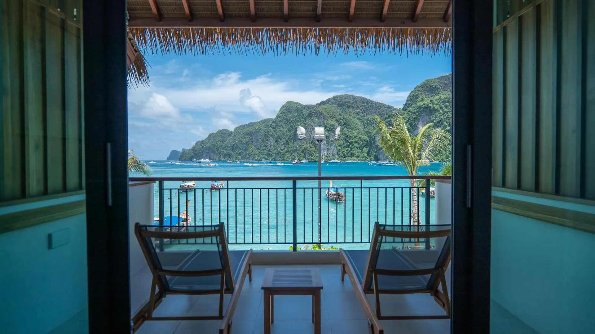 Hotel Phi Phi At Pier